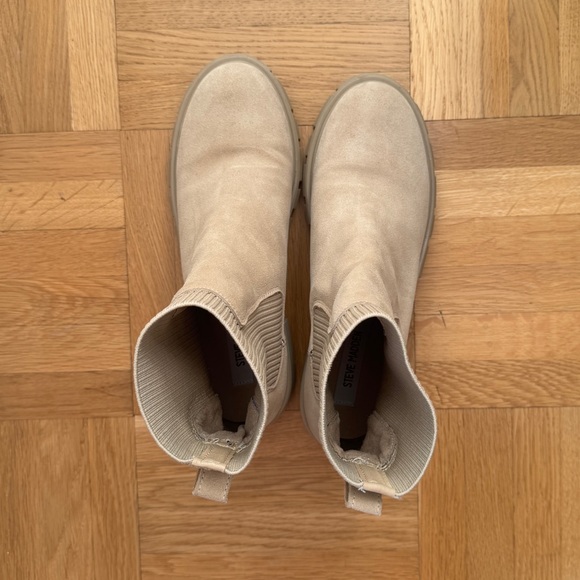 Steve Madden Hayle Boot in Sand Suede - Picture 6 of 12